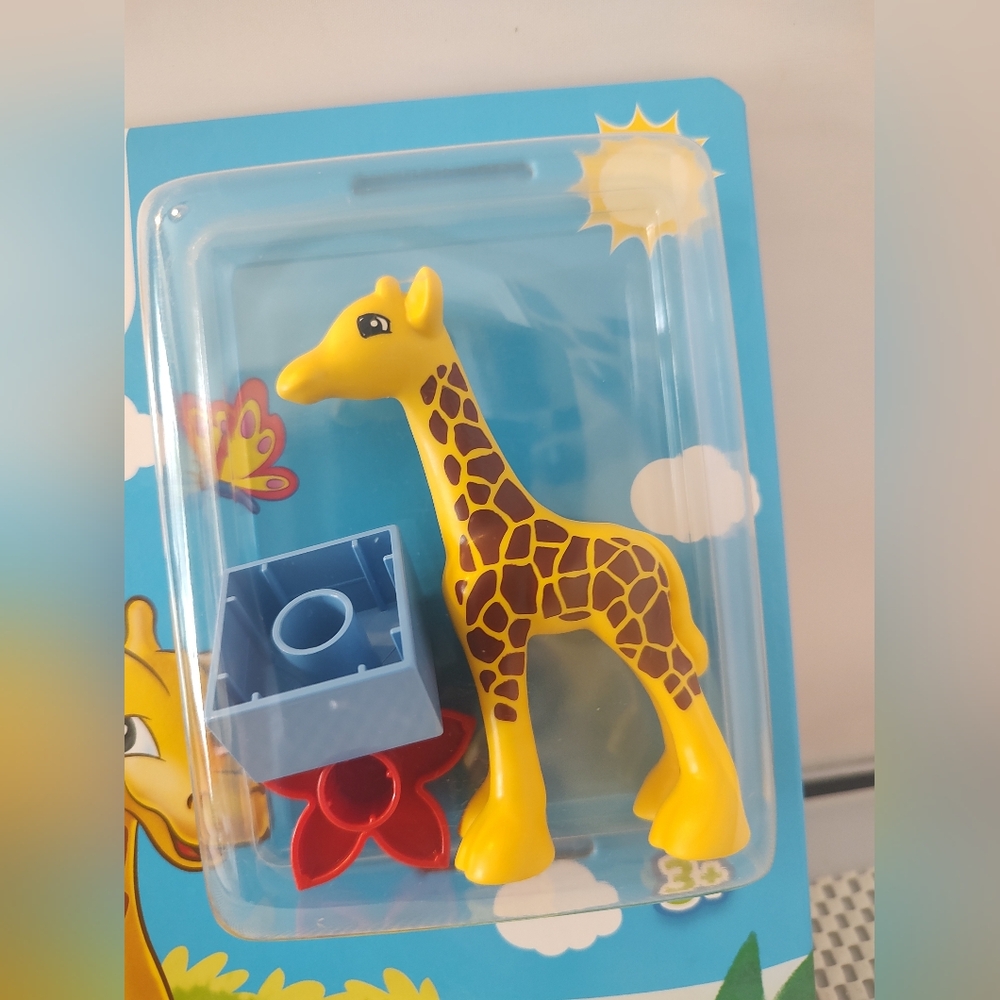 Lego Duplo My Little Friend Giraffe Dublo Bricks Activity Coloring Book NWT - Picture 2 of 4